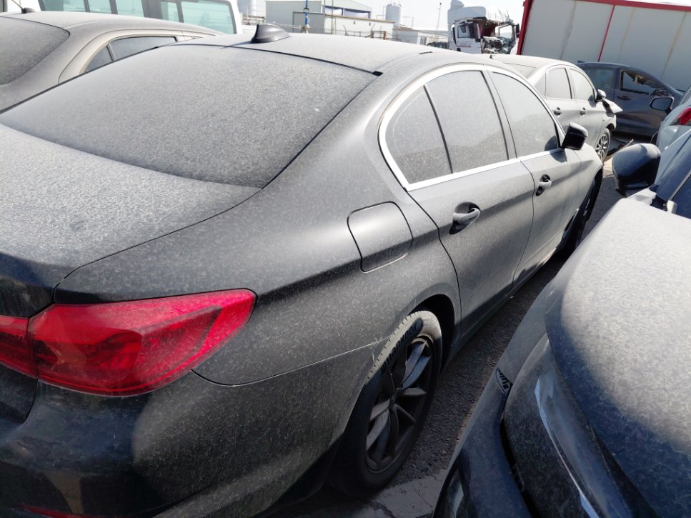 بي إم دبليو 520i  2020 image