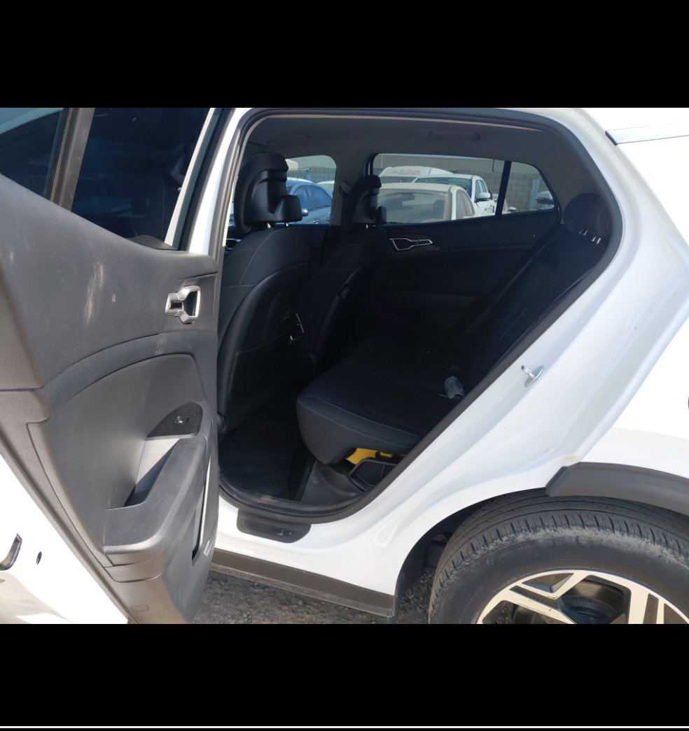 كيا سبورتاج NQ5E LX 4WD 2024 image