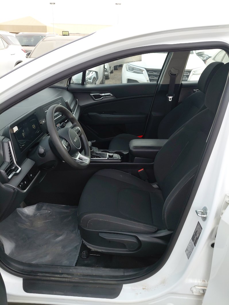 كيا سبورتاج NQ5E LX 4WD 2024 image