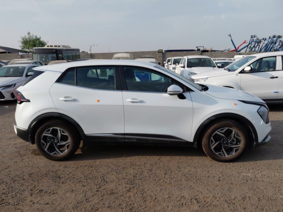 كيا سبورتاج NQ5E LX 4WD 2023 image