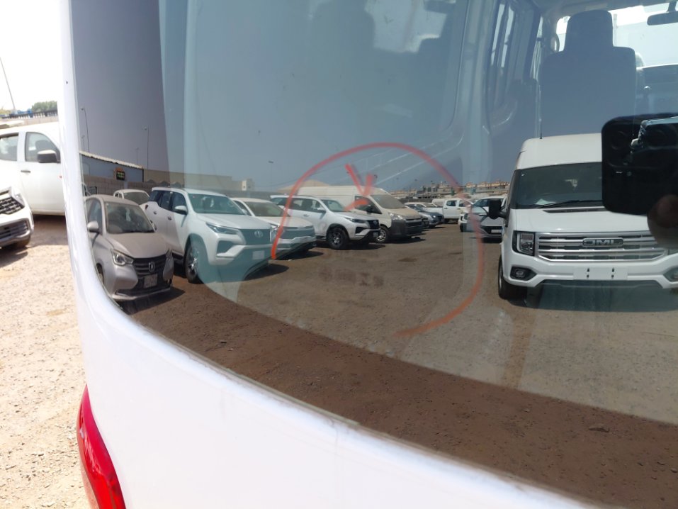 نيسان أورفان  2021 image