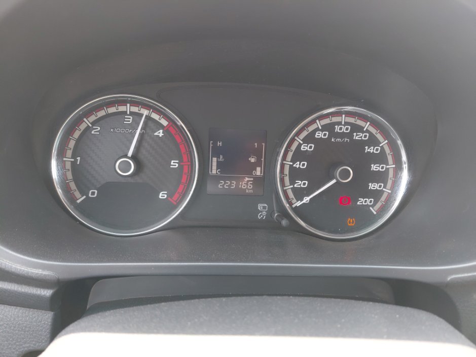 ميتسوبيشي L200 4X4- 2022 image