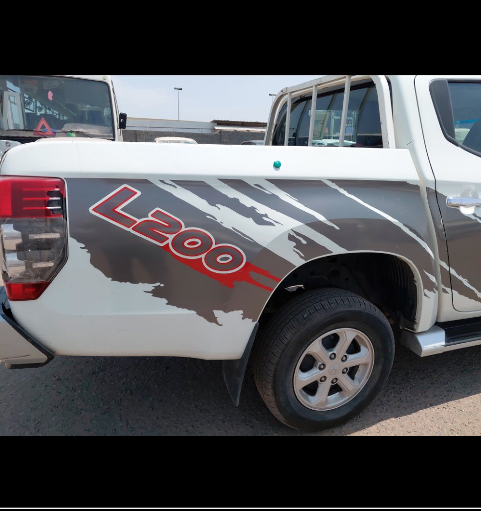ميتسوبيشي L200 4X4- 2022 image