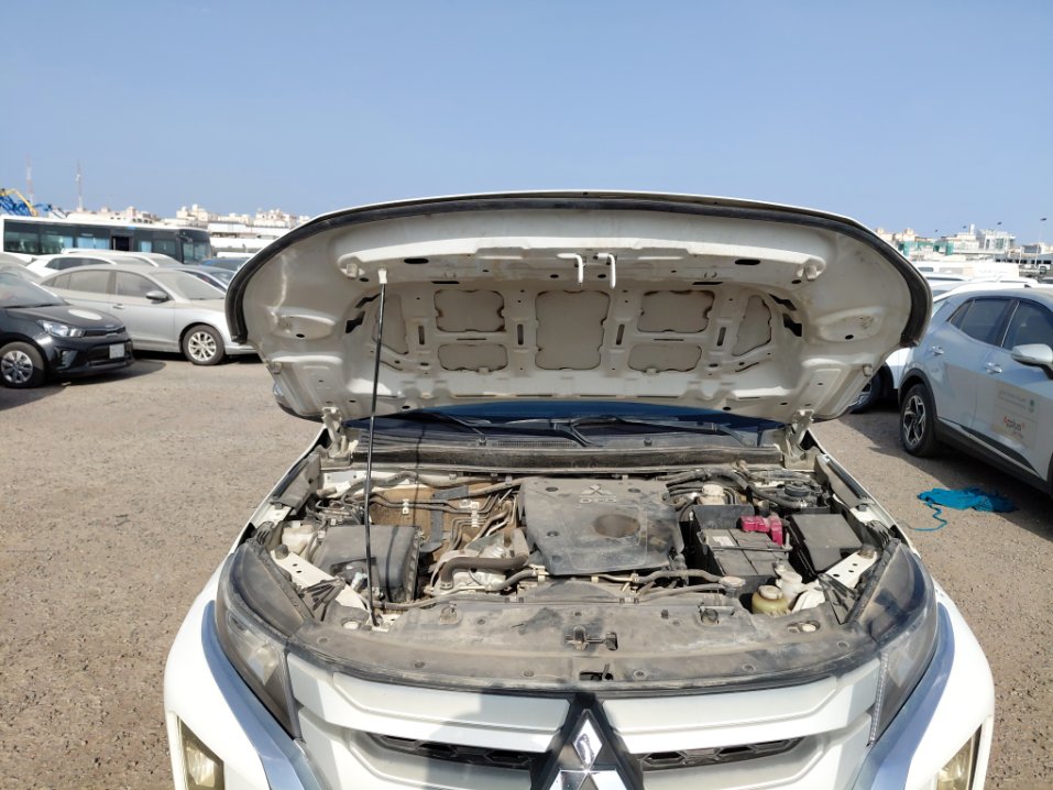 ميتسوبيشي L200 4X4- 2022 image