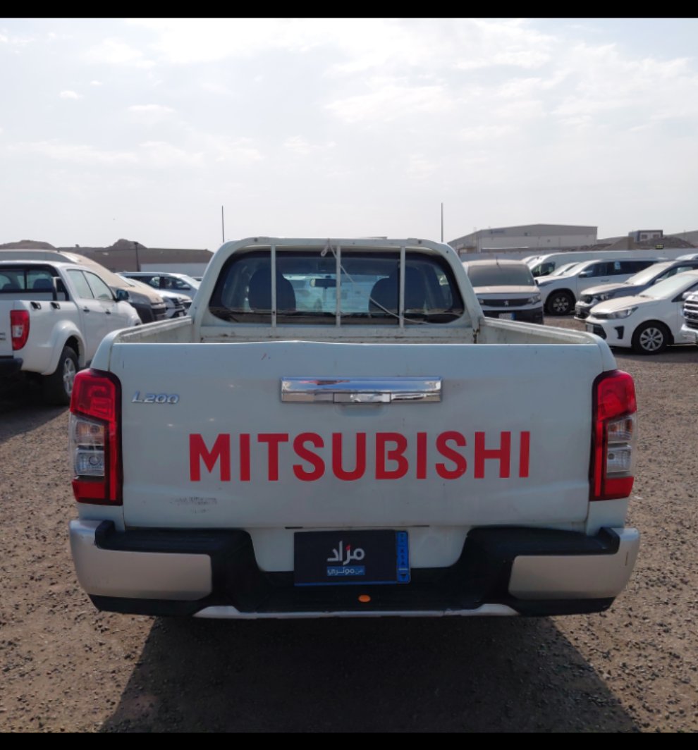 ميتسوبيشي L200 4X4- 2022 image