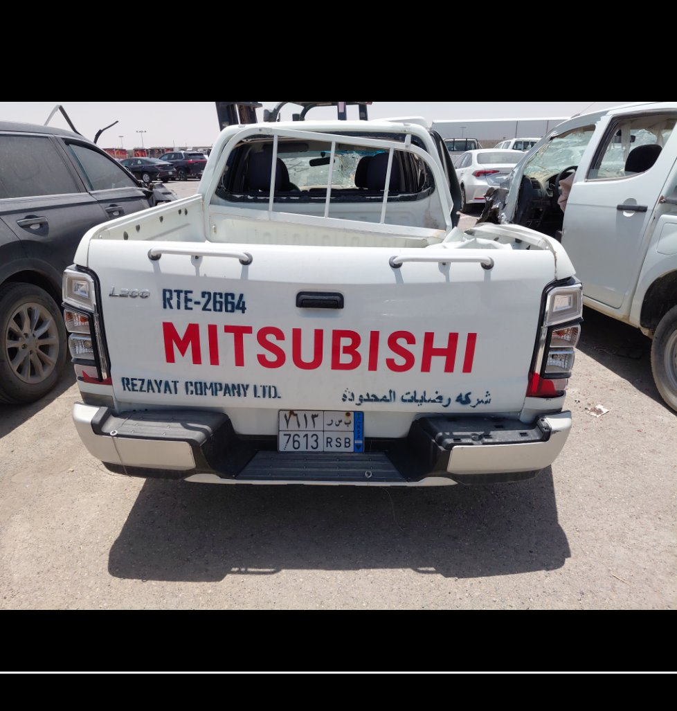 ميتسوبيشي L200  2021 image