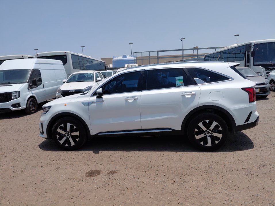 كيا سورينتو MQ4 LX AWD 2023 image