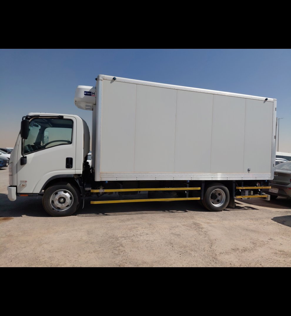 Isuzu Reward NP مبردة 4.95  طن 2024 image