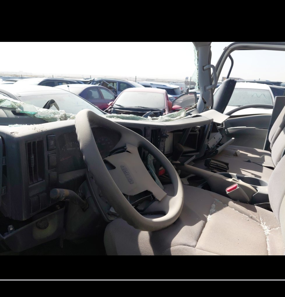 Isuzu Reward NP  2024 image
