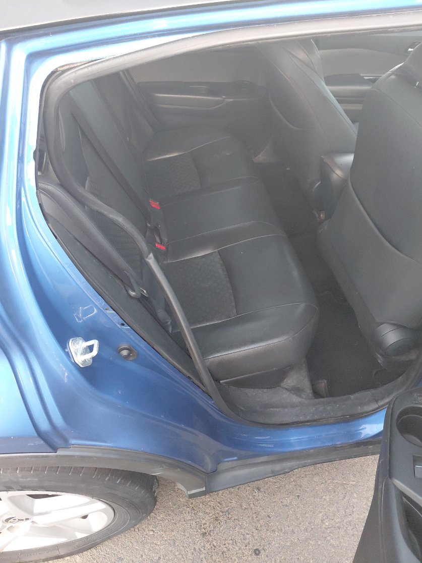 Toyota C-HR  DYNAMIC SPORTS UTILITY  2020 image