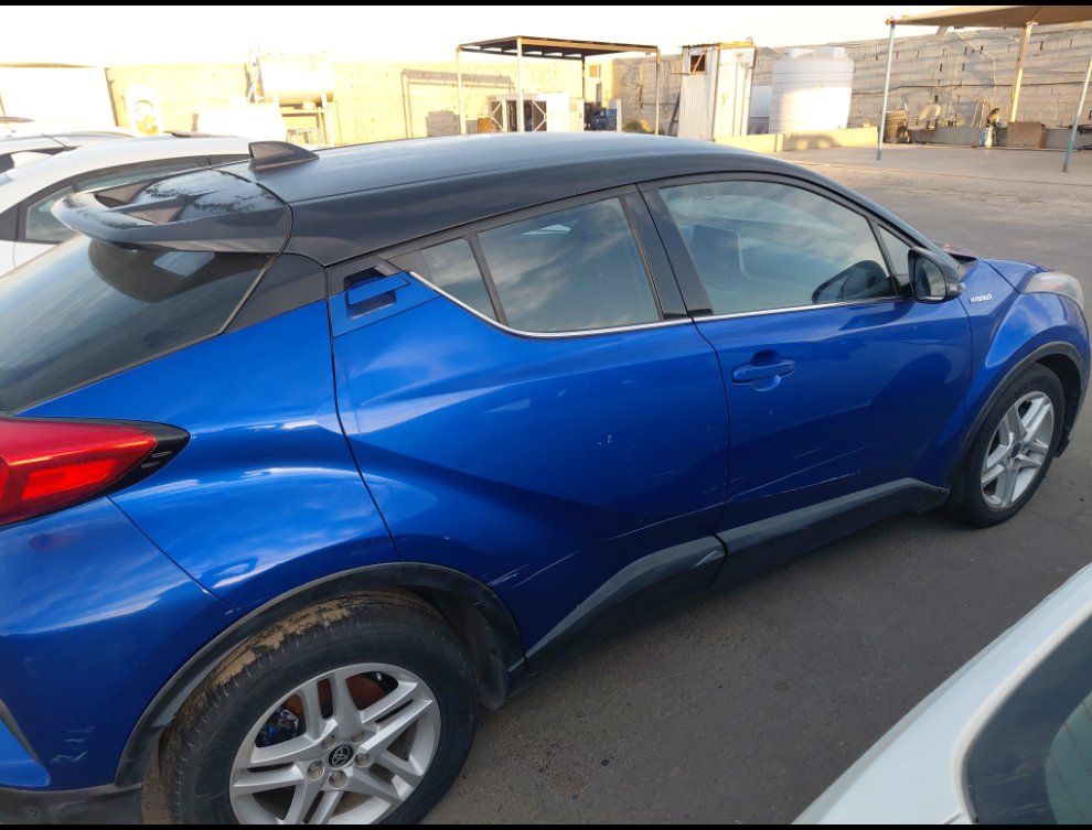 Toyota C-HR  DYNAMIC SPORTS UTILITY  2020 image