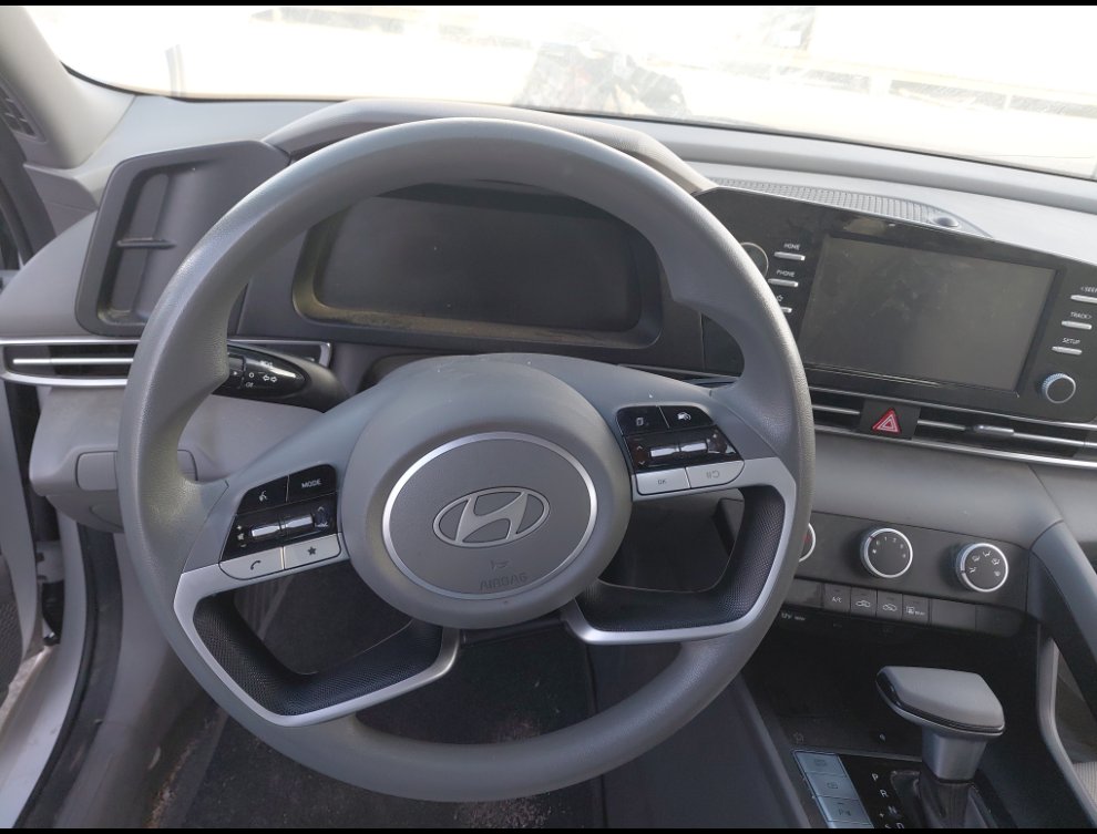 Hyundai Elantra SMART 2024 image