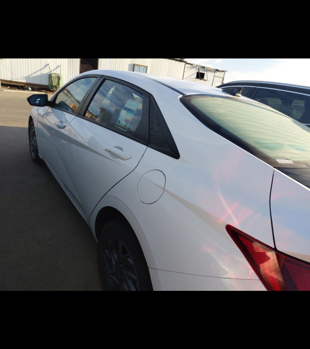 Hyundai Elantra SMART 2024 image