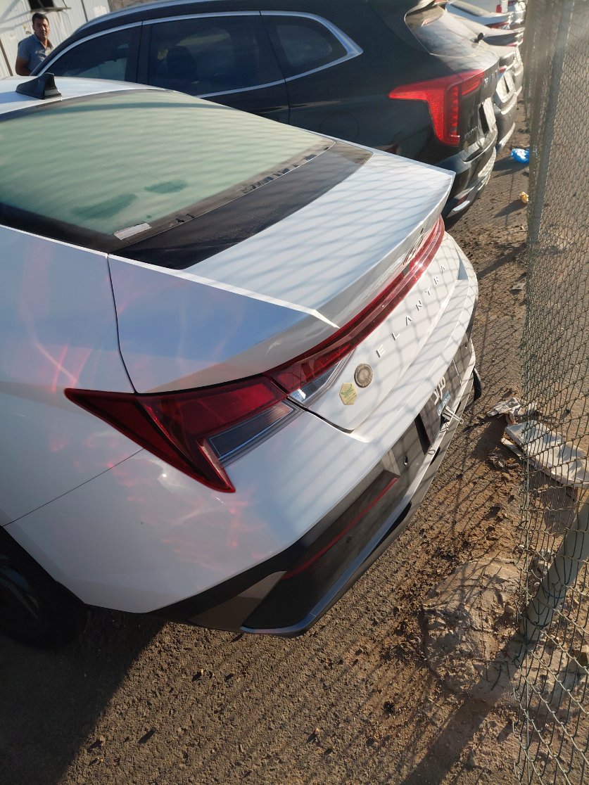 Hyundai Elantra SMART 2024 image