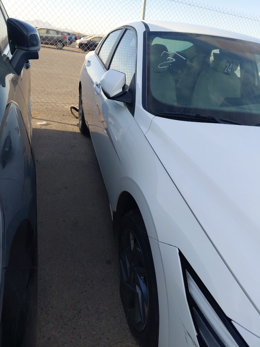 Hyundai Elantra SMART 2024 image