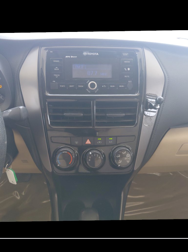 Toyota Yaris  Y FLT 2022 image