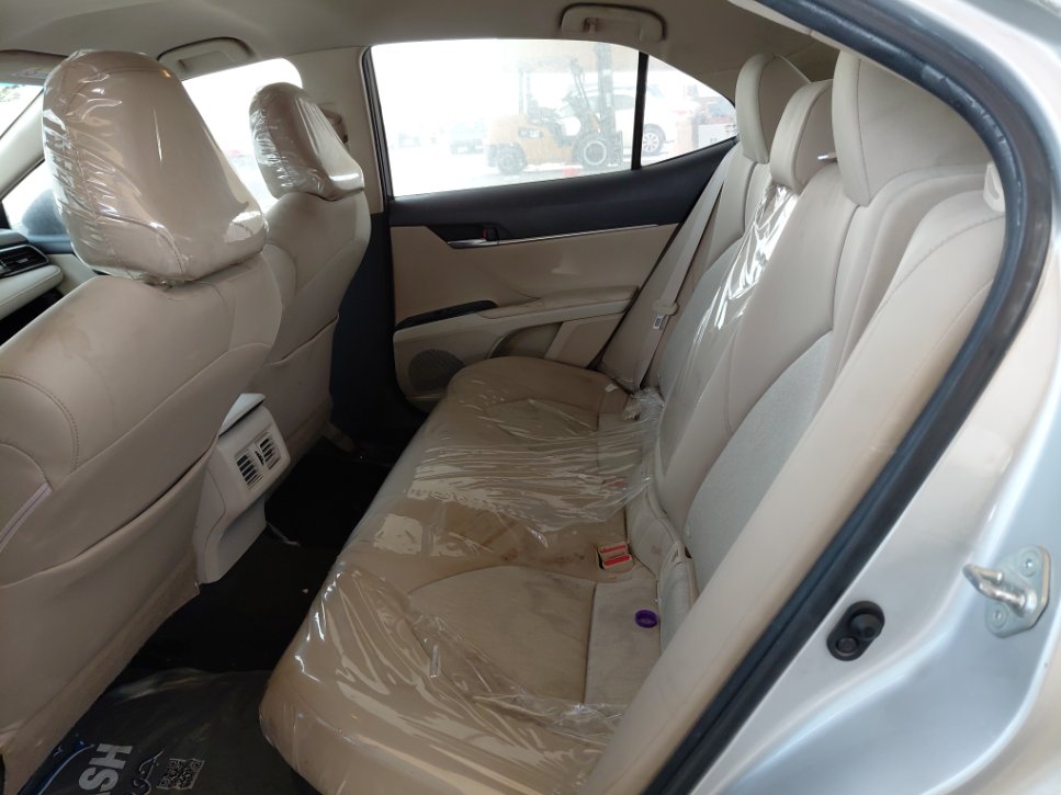 Toyota Camry LE HEV 2019 image