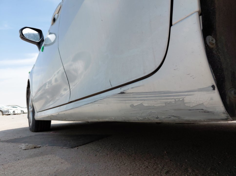 Toyota Camry LE HEV 2019 image