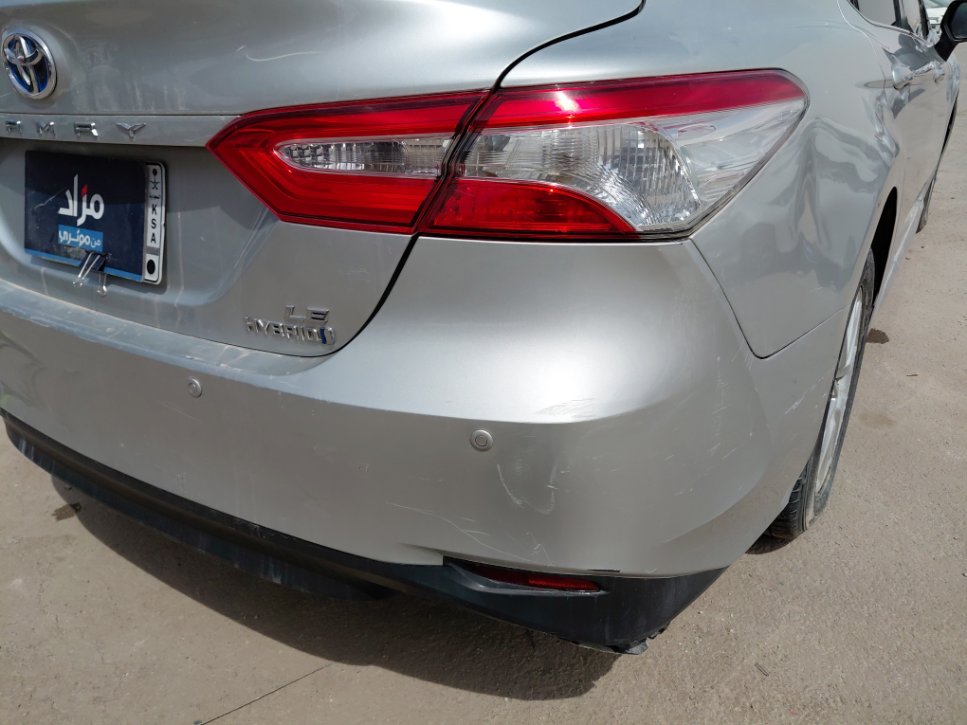 Toyota Camry LE HEV 2019 image