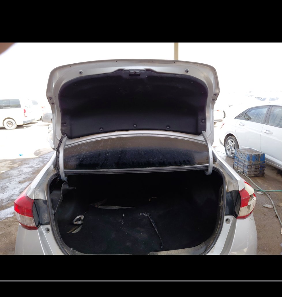 Toyota Yaris  Y 2021 image