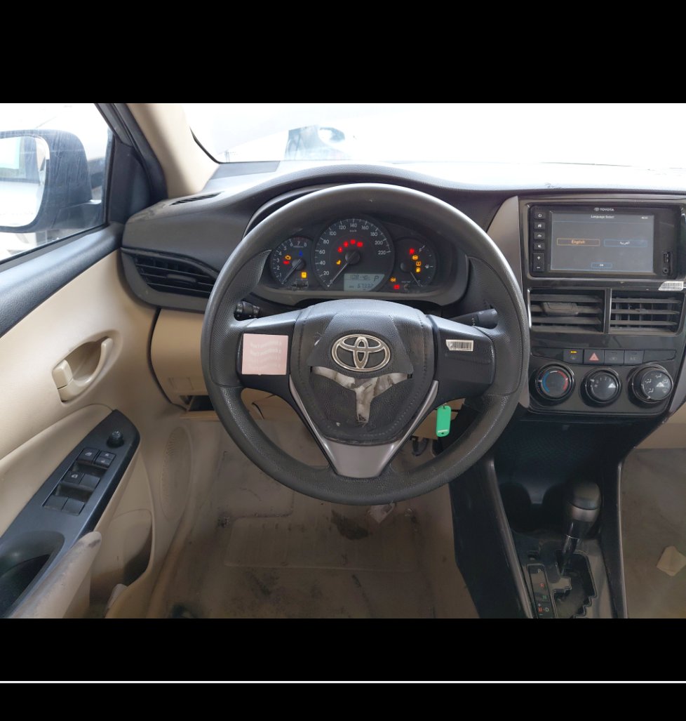 Toyota Yaris  Y 2021 image