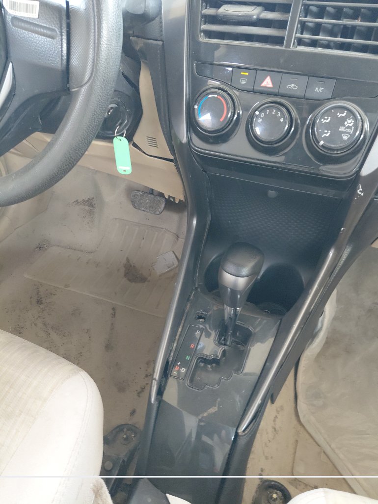 Toyota Yaris  Y 2021 image