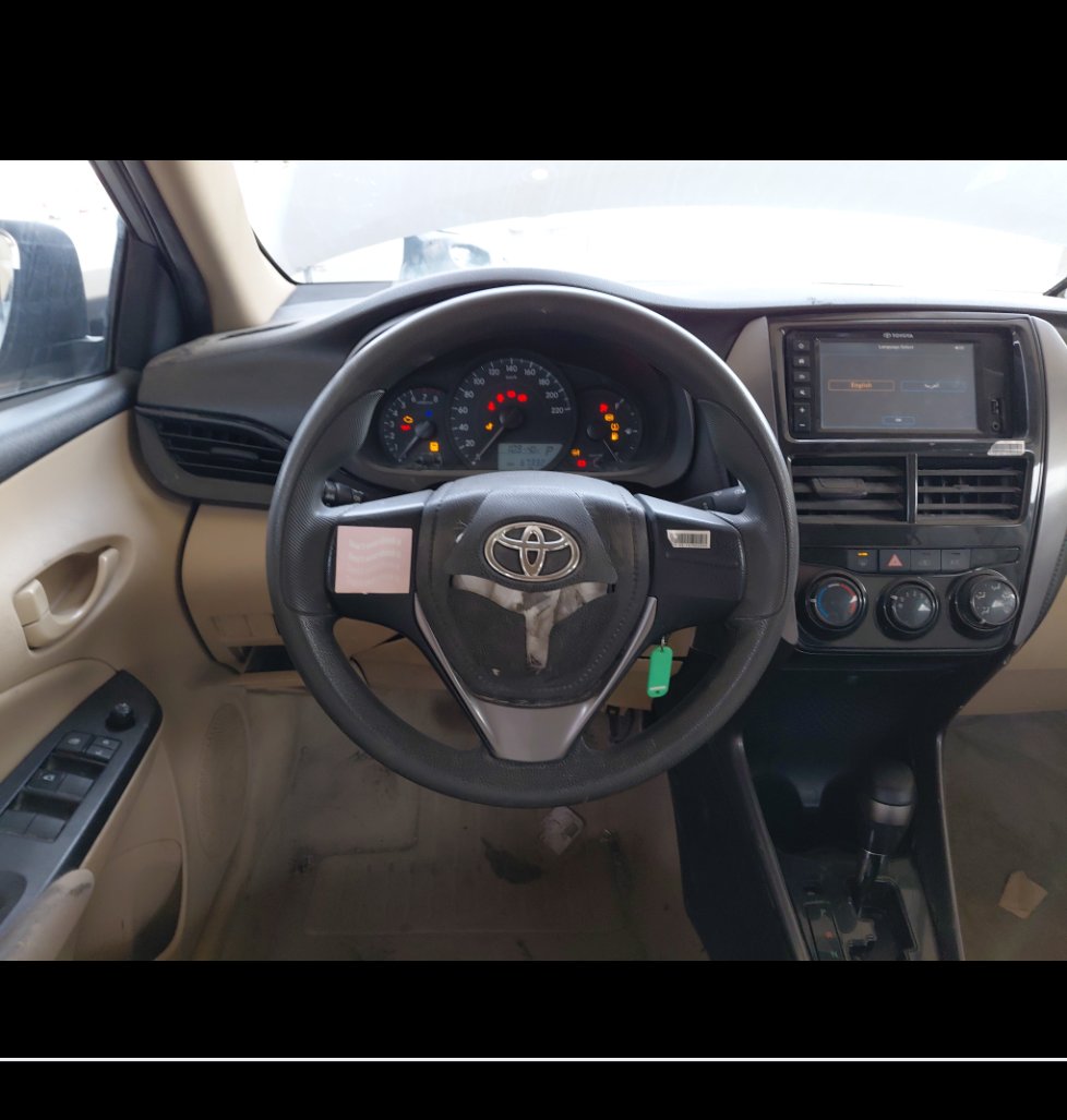 Toyota Yaris  Y 2021 image