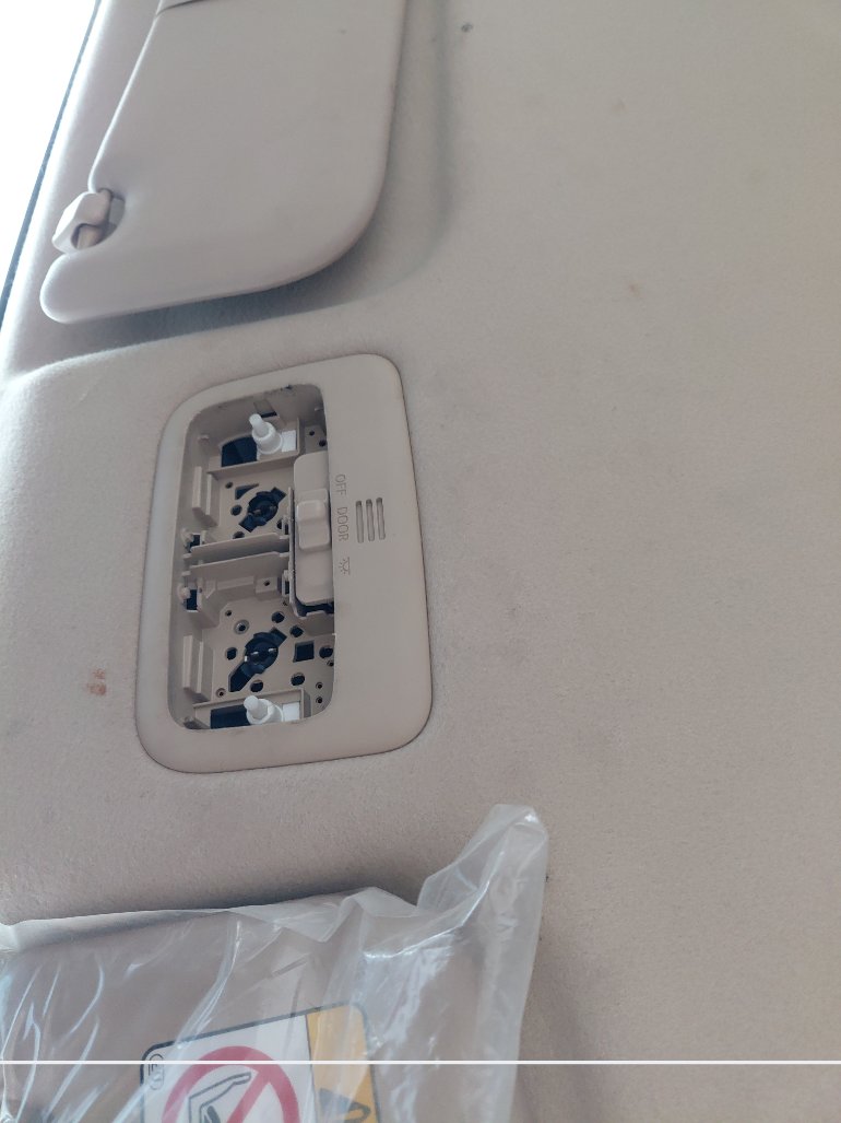 Toyota Yaris  Y 2021 image