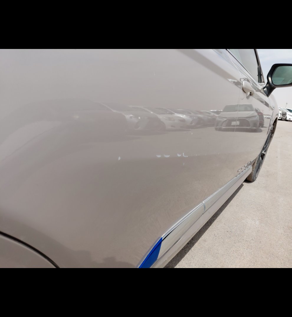 Toyota Camry GLE HEV 2020 image