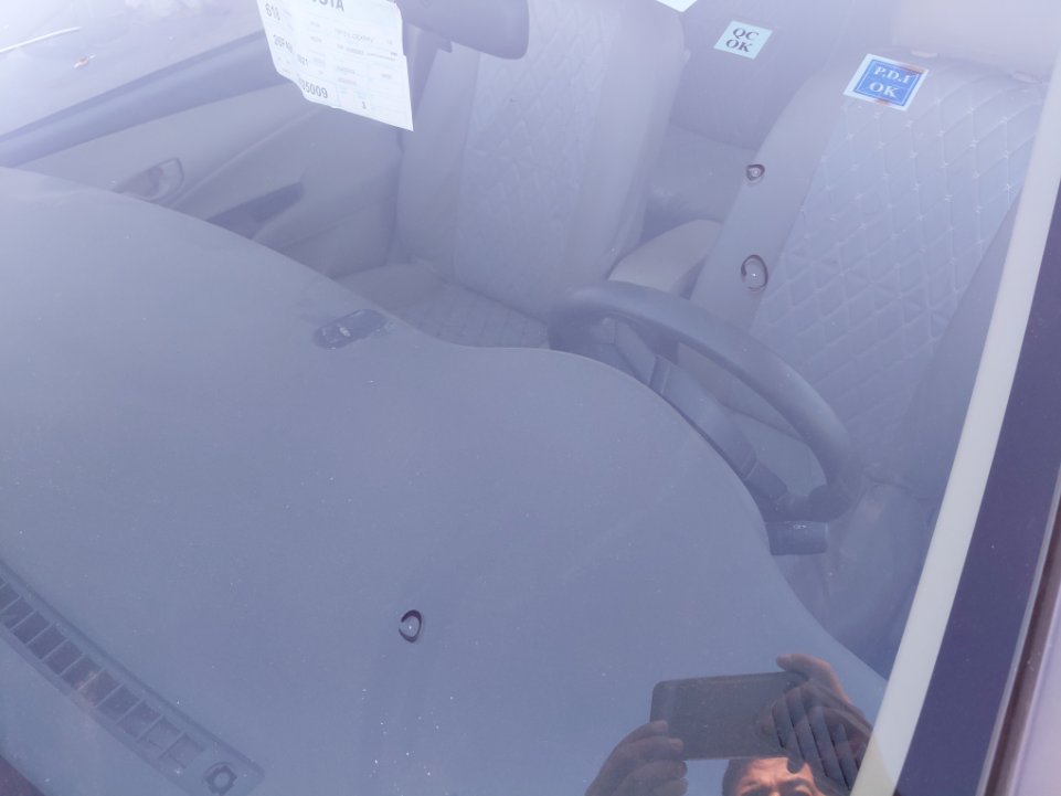 Toyota Yaris Y FLT 2020 image