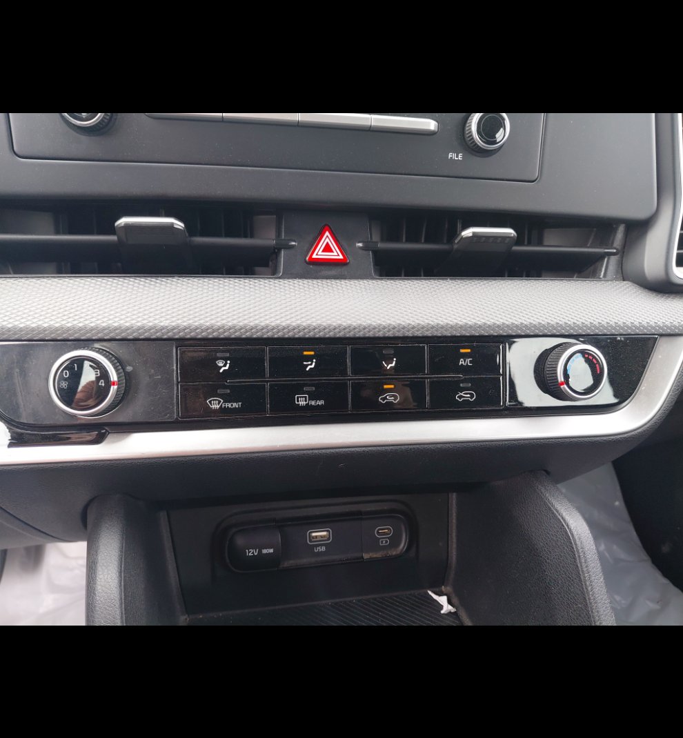 KIA Sportage LX 4WD 2023 image