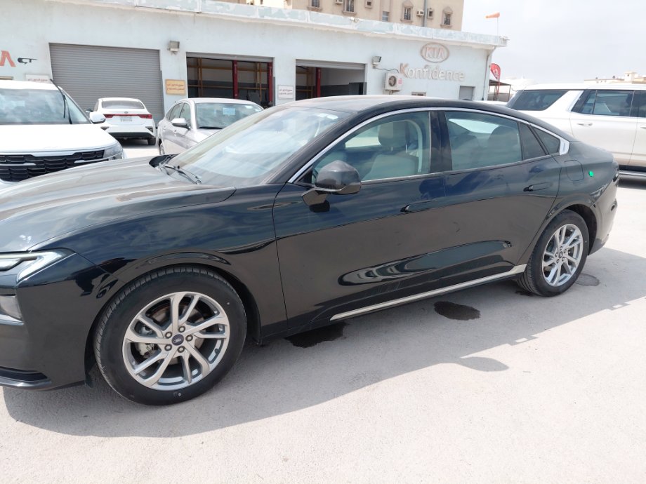 Ford Taurus  2023 image