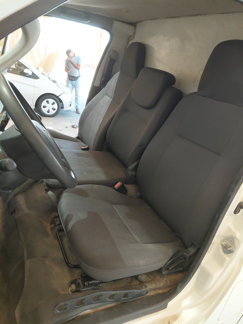 Toyota Hiace Van اساسي 2018 image