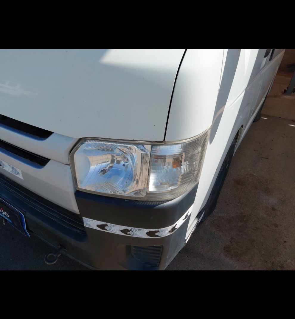 Toyota Hiace Van اساسي 2018 image