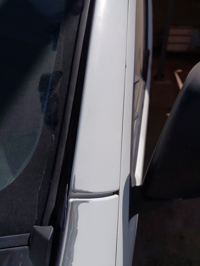 Toyota Hiace Van اساسي 2018 image