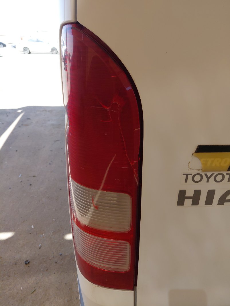 Toyota Hiace Van اساسي 2018 image