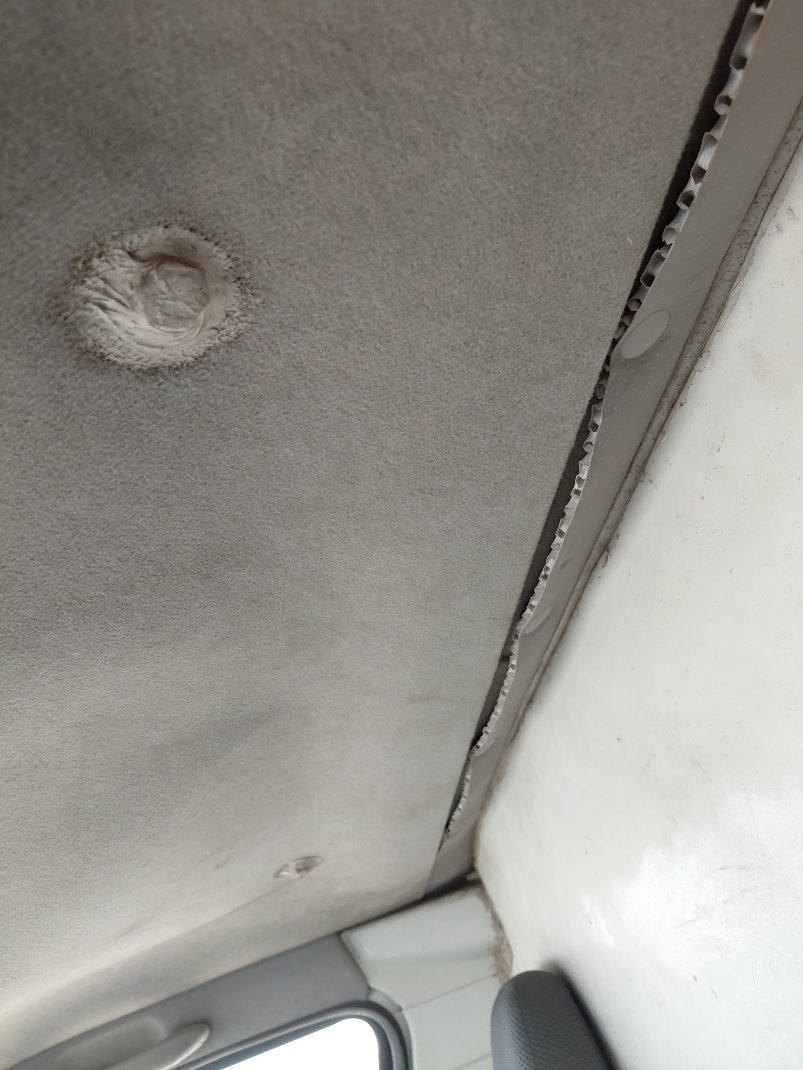 Toyota Hiace Van اساسي 2018 image