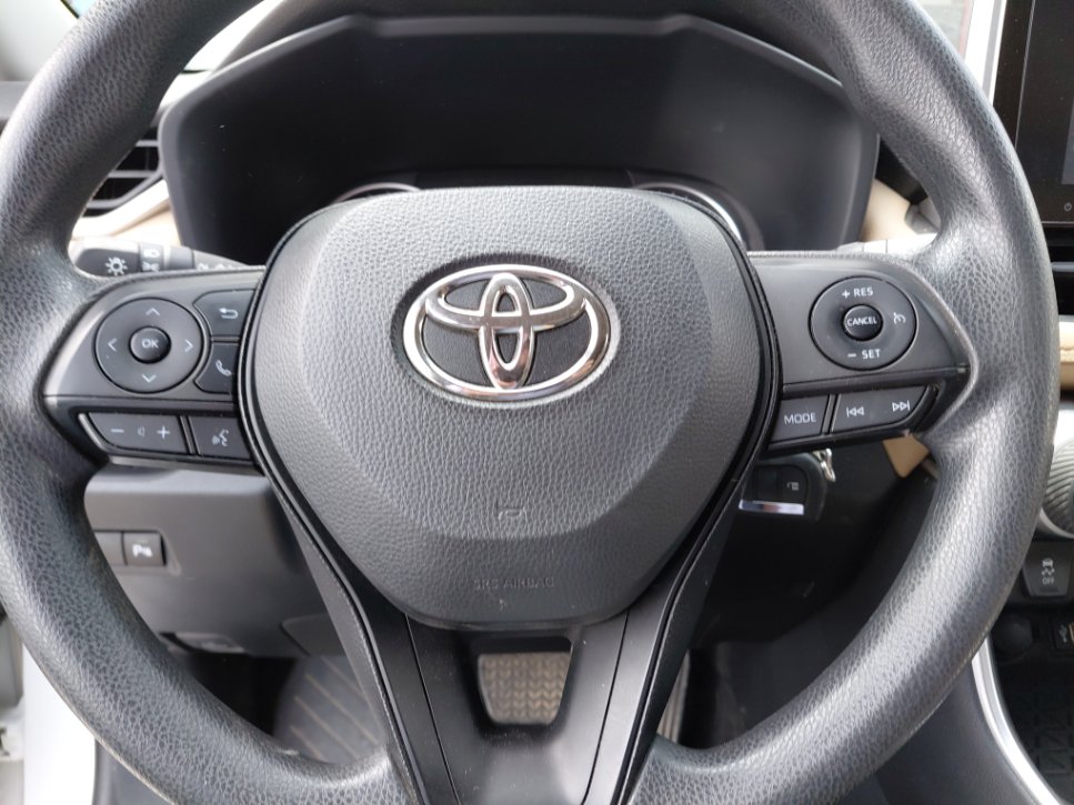 Toyota RAV4  2024 image