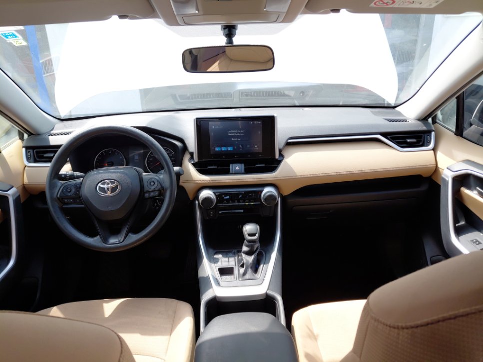 Toyota RAV4  2024 image