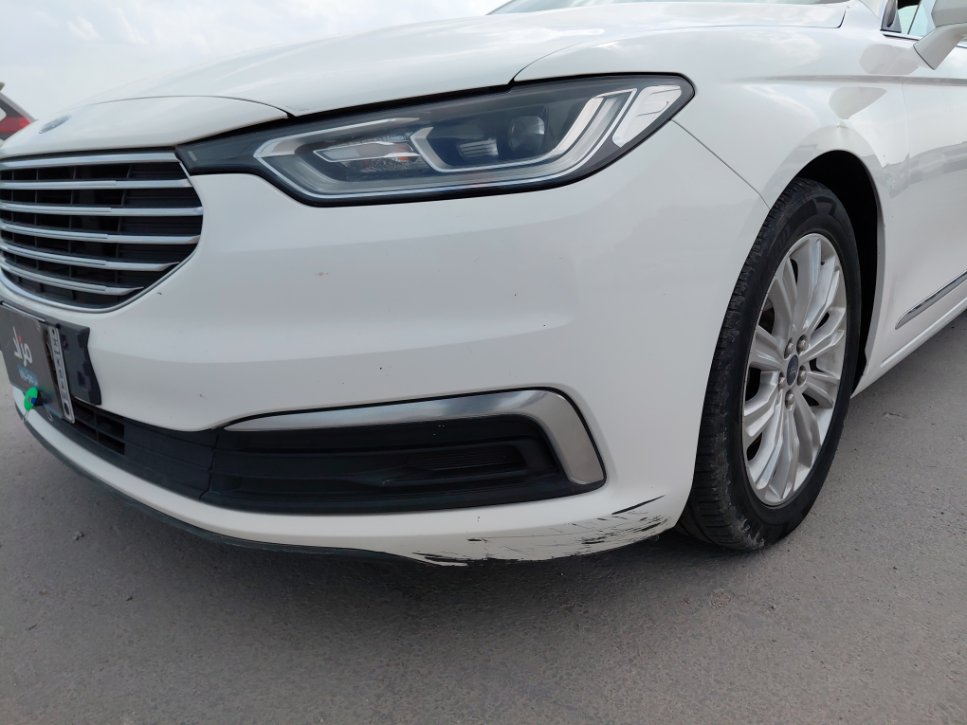 Ford Taurus  2022 image