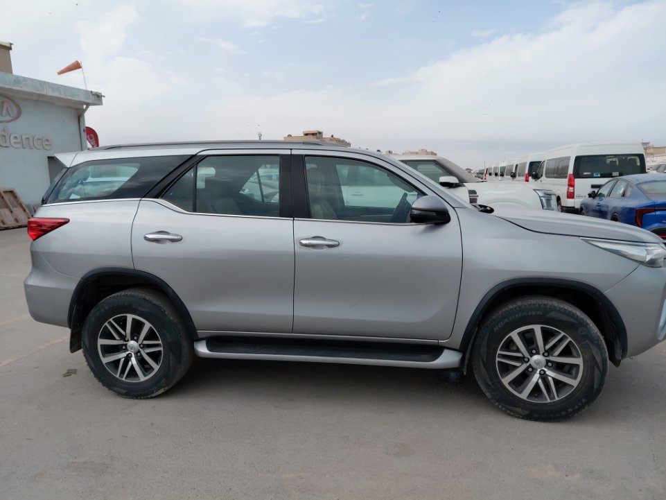 Toyota Fortuner VX 2020 image