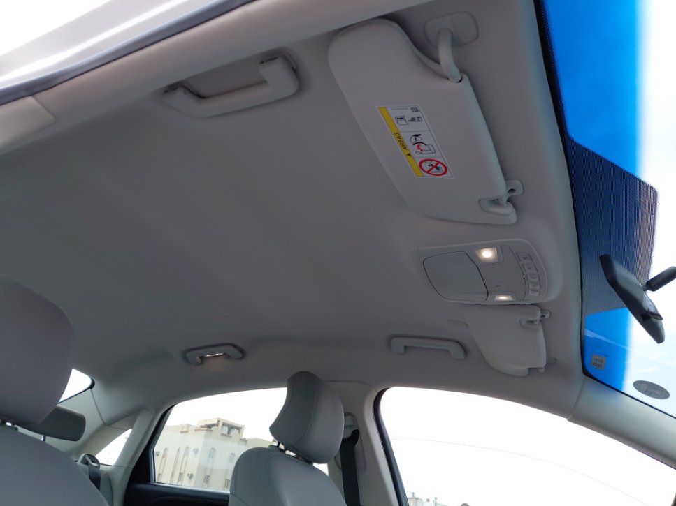 Ford Taurus  2022 image