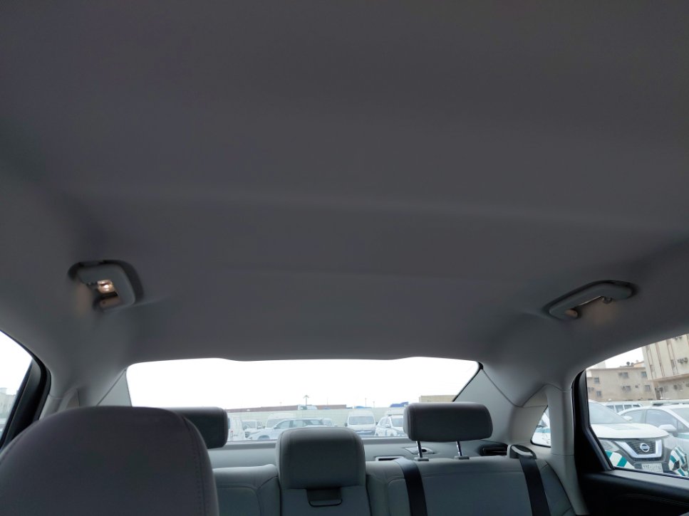 Ford Taurus  2022 image