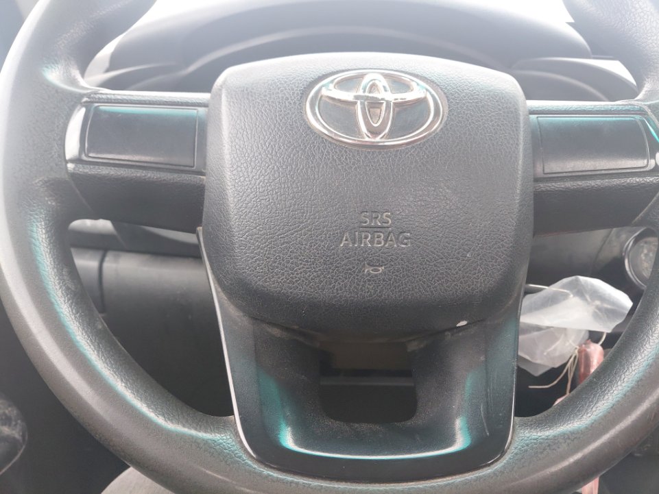 Toyota Hilux  2022 image