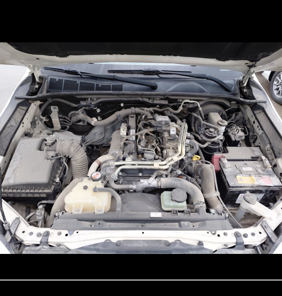 Toyota Hilux  2021 image