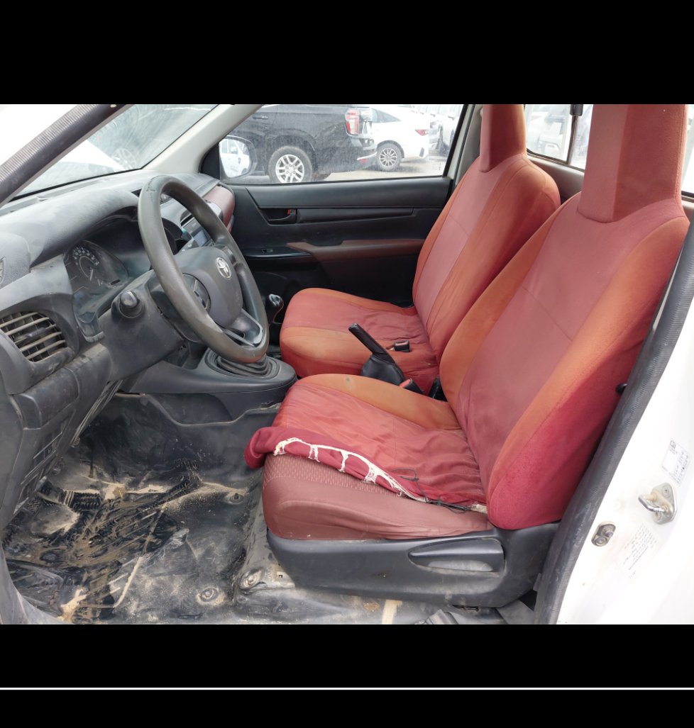 Toyota Hilux  2021 image