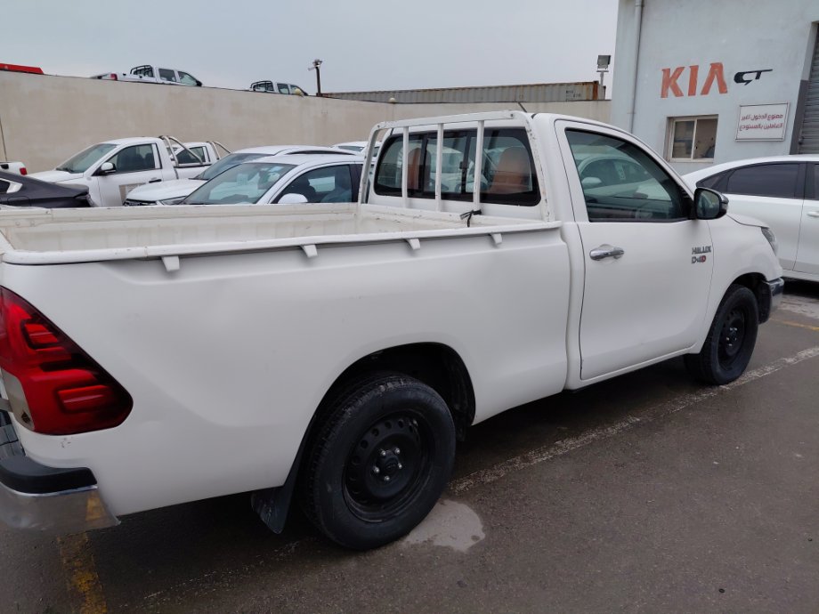 Toyota Hilux  2021 image