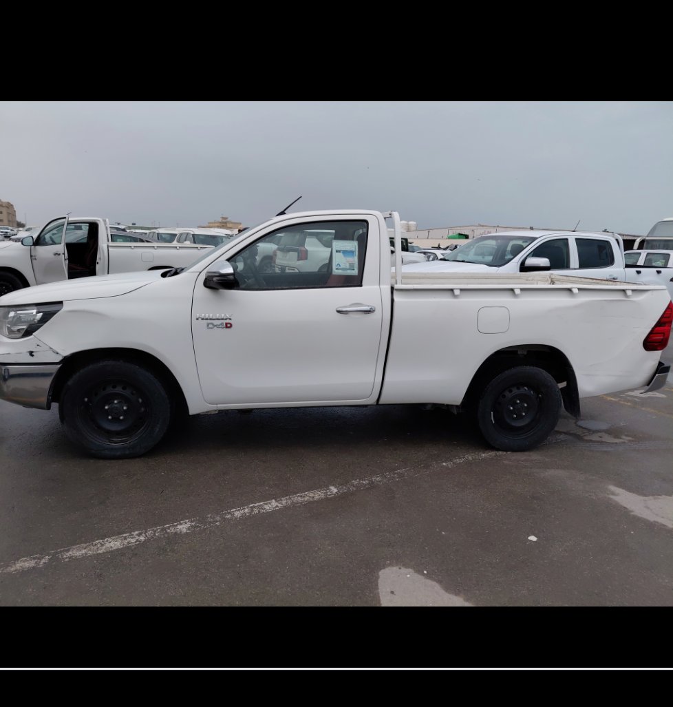 Toyota Hilux  2021 image