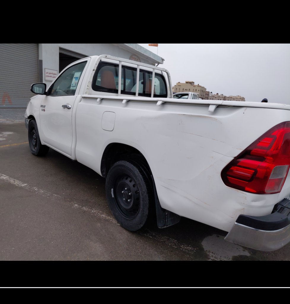 Toyota Hilux  2021 image