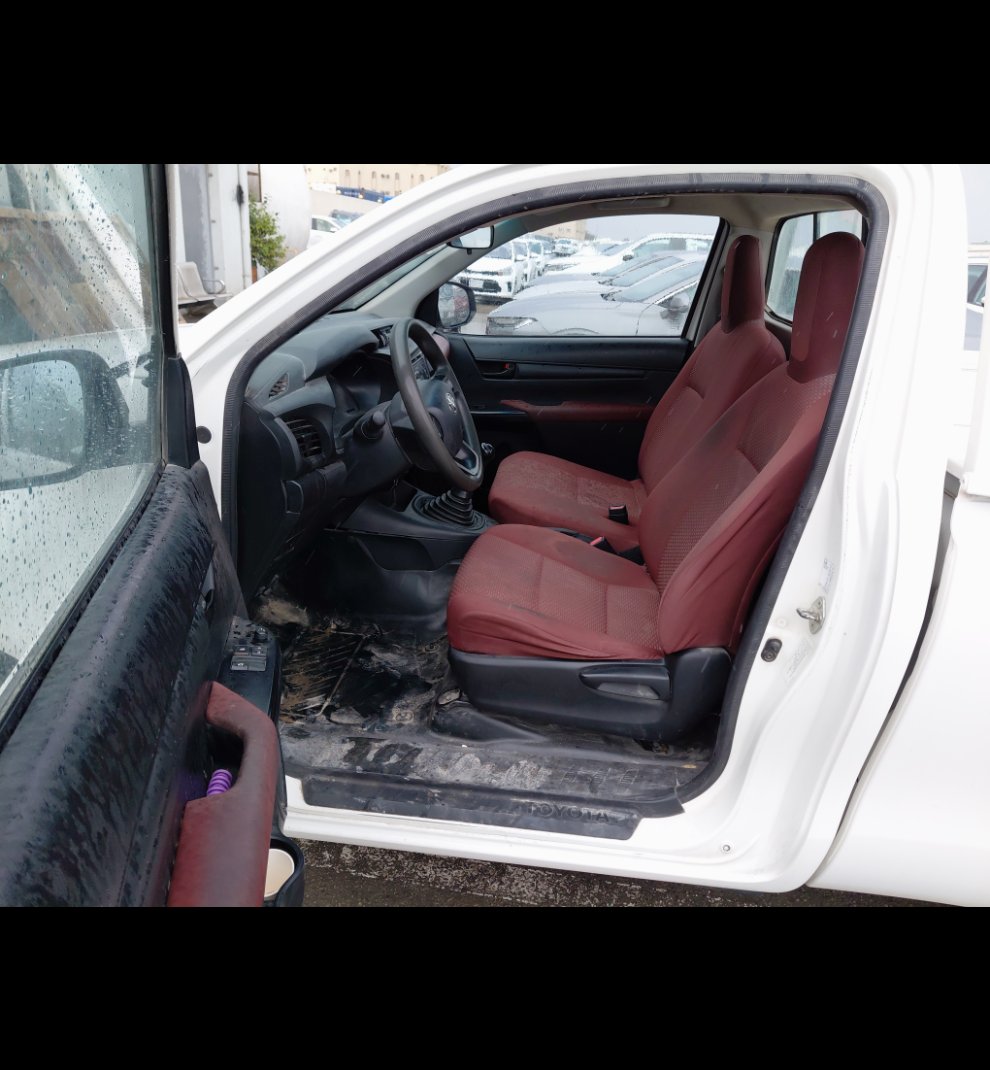 Toyota Hilux  2021 image